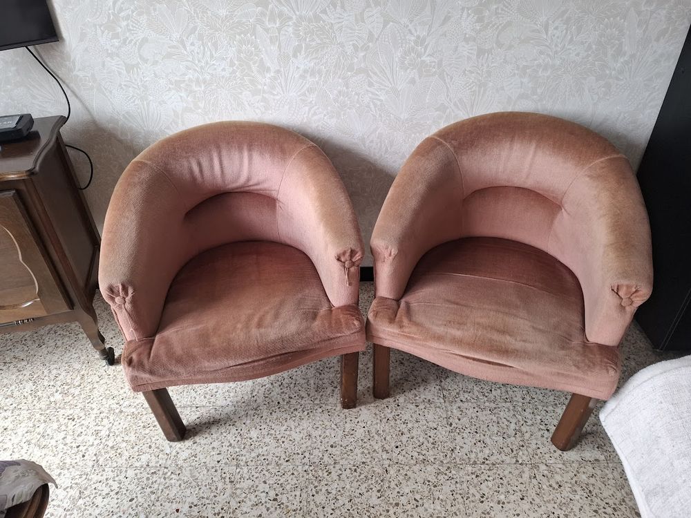 LOT DE 2 FAUTEUILS TYPE CRAPAUD 50 Hem (59)