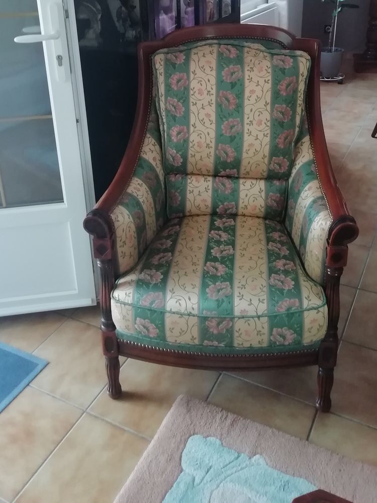 Fauteuils 225 Dou�-la-Fontaine (49)