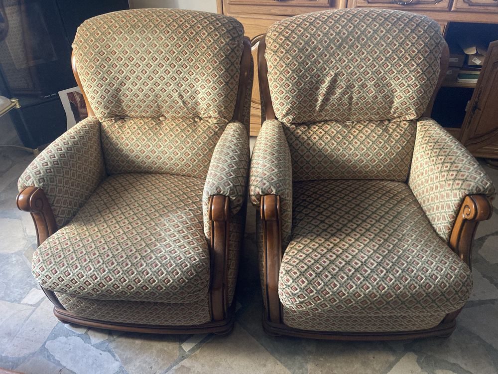 fauteuils. 0 Sainte-Colombe-sur-Seine (21)