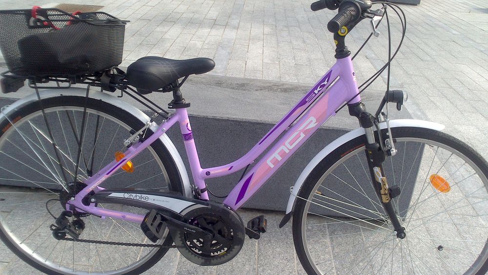 VTC FEMME 2015 350 Clamart (92)