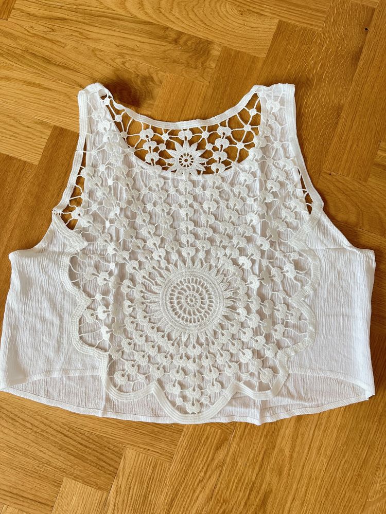 Femme, D�bardeur Taille 38/40, Dentelle crochet Blanc 2 Paris 19 (75)