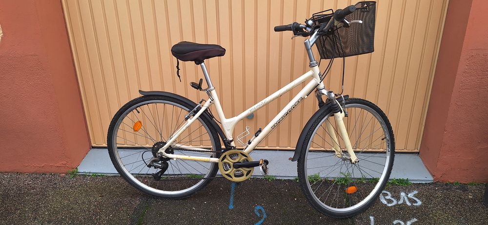 VTC femme taille L 80 Le Havre (76)