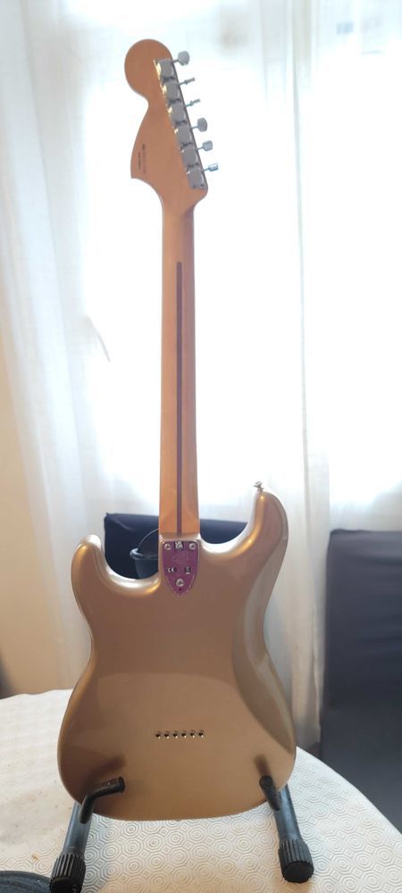 Fender Stratocaster Vintera 70's 900 Colombes (92)