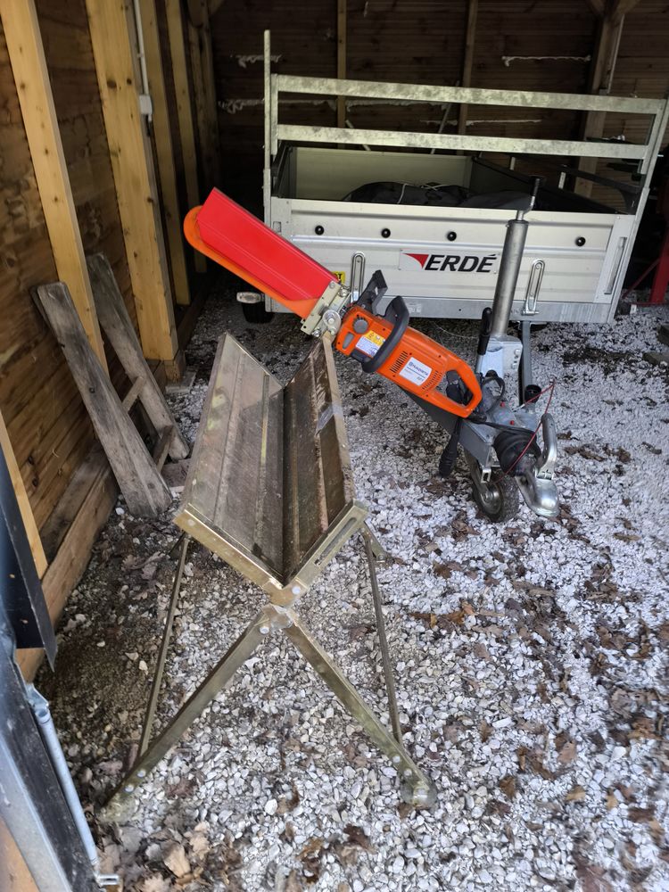 fendeuse de buche et scie � buches 0 Velogny (21)