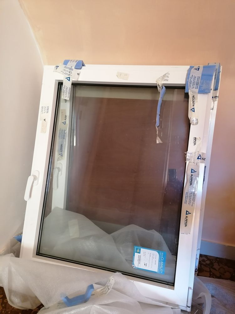 Fen�tre Alu double vitrage et volets �lectriques 0 Tr�gunc (29)