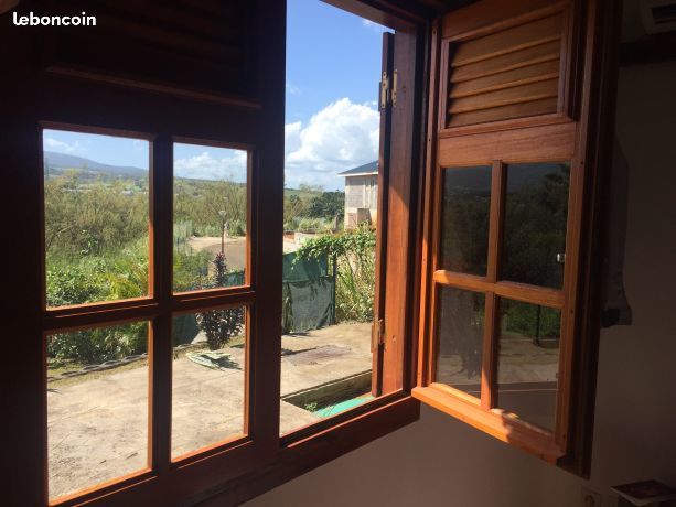 Fen�tres en bois 750 Lamentin (97)