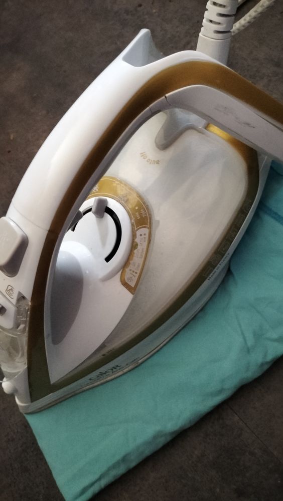 Fera repasser Calor turbo pro anti-calc tr�s bon �tat 28 Cachan (94)