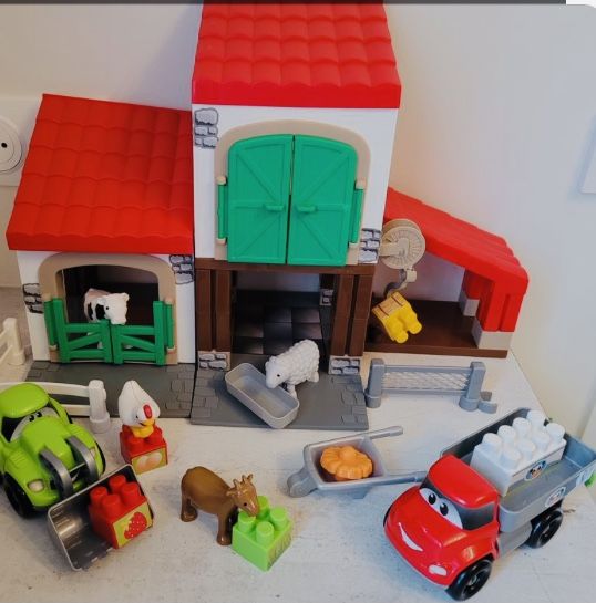 Une ferme � construire avec ses animaux 11 Sept�mes-les-Vallons (13)