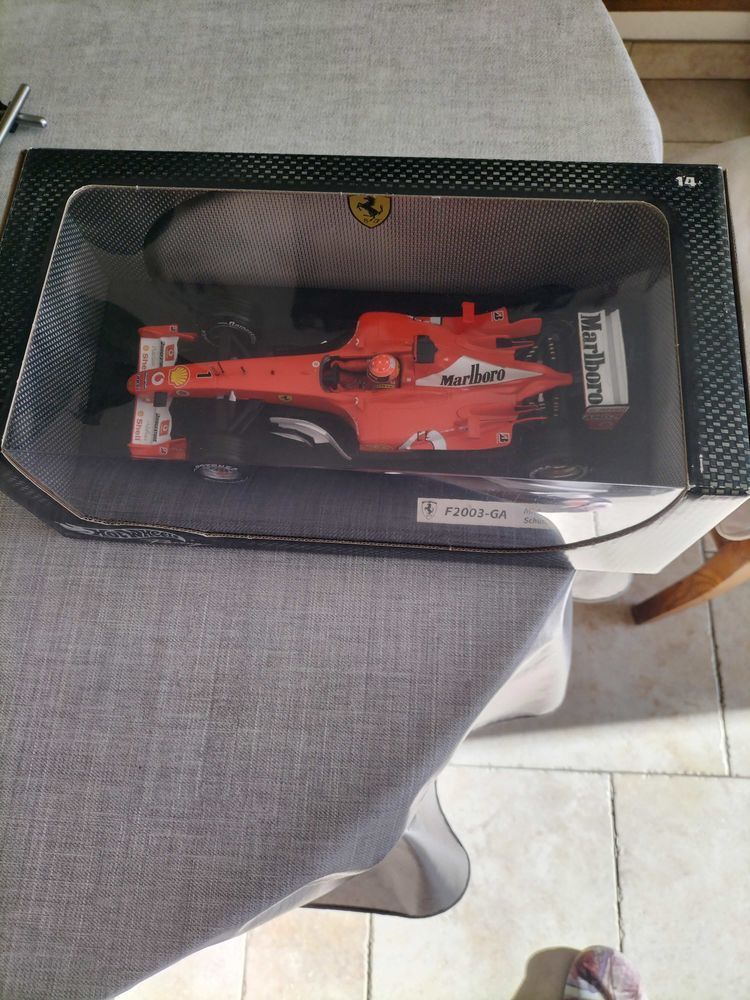 FERRARI+F+2003+GA+MICHAEL+SCHUMACHER 160 Fleury-sur-Andelle (27)