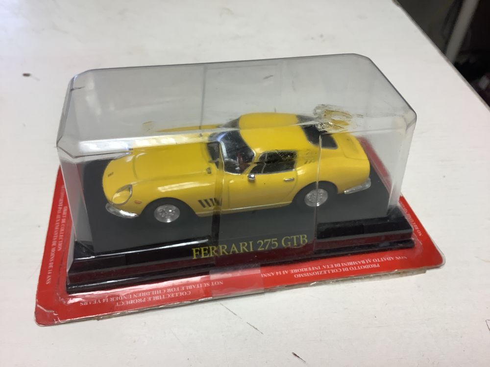 8� FERRARI 275 GTB 1/43 voiture miniature 0 Al�s (30)
