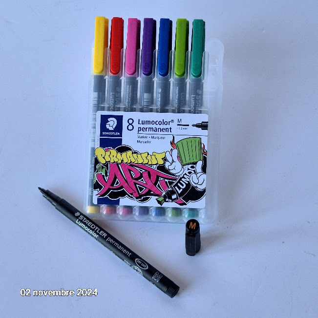 Feutres marqueur Staedtler permanent, lot de 8 couleurs , po 17 Saumur (49)