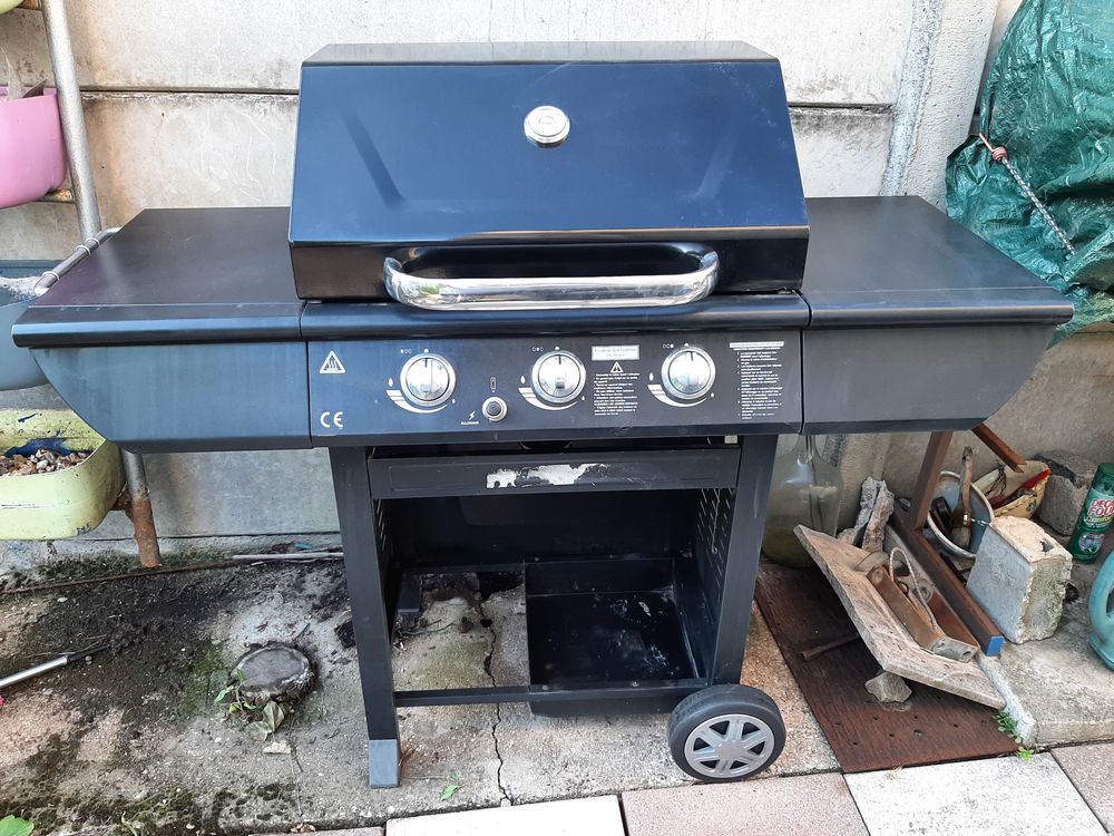 BBQ Gaz 3 feux 85 Villiers-sur-Marne (94)
