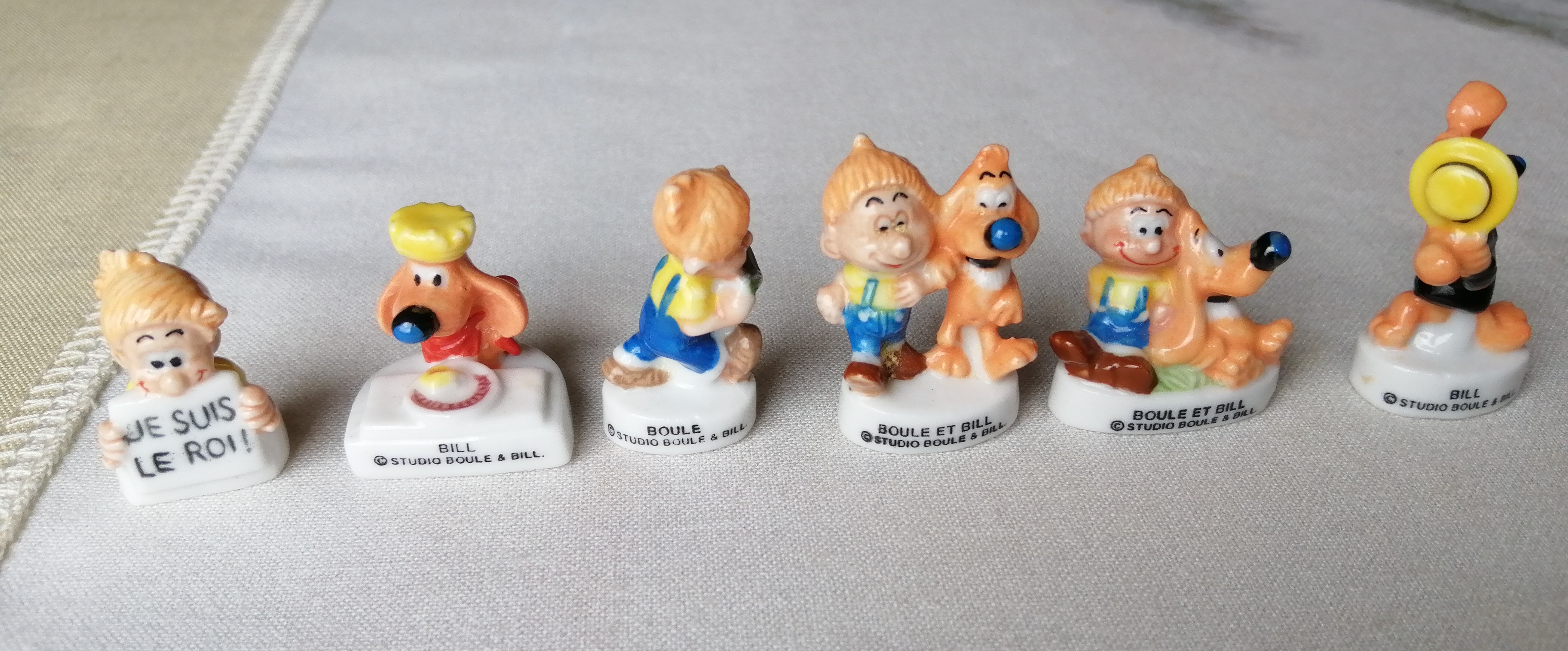 LOT DE 6 FEVES BOULE ET BILL 5 Nevers (58)