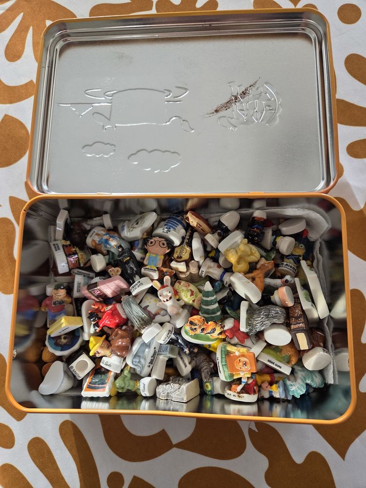 FEVES DE COLLECTION tr�s jolies et vari�es 0 Ch�roy (89)