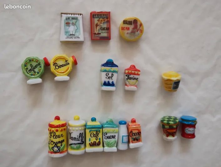 Lot de 16 F�ves divers sur l'alimentation 10 Villejuif (94)