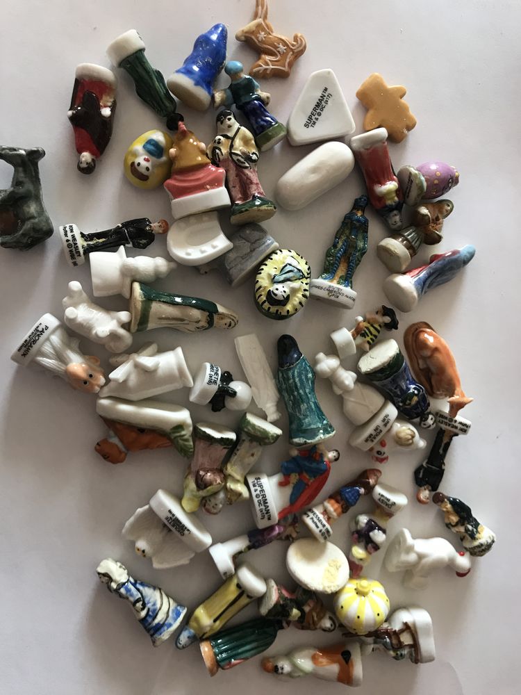 LOT DE FEVES 10 Draguignan (83)