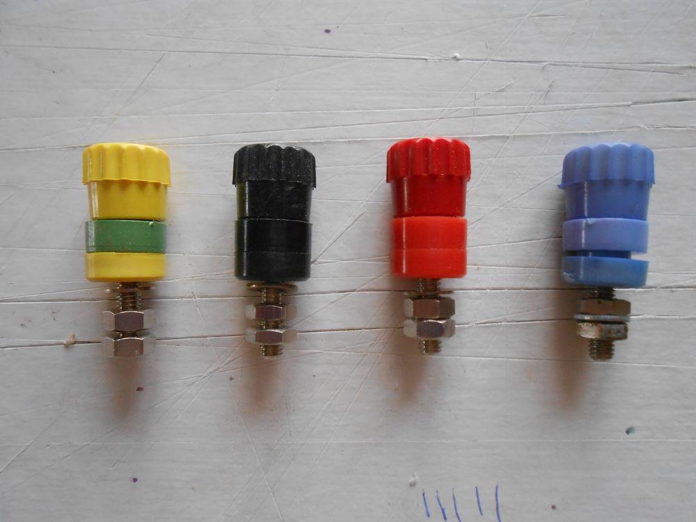 fiches banane femelles Legrand (65) 1 Vend�me (41)