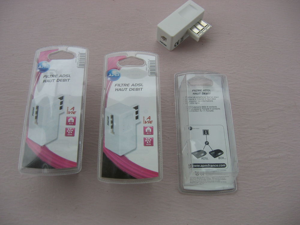 4 Fiches t�l�phonique gigogne avec filtre ADSL
20 Le Vernois (39)