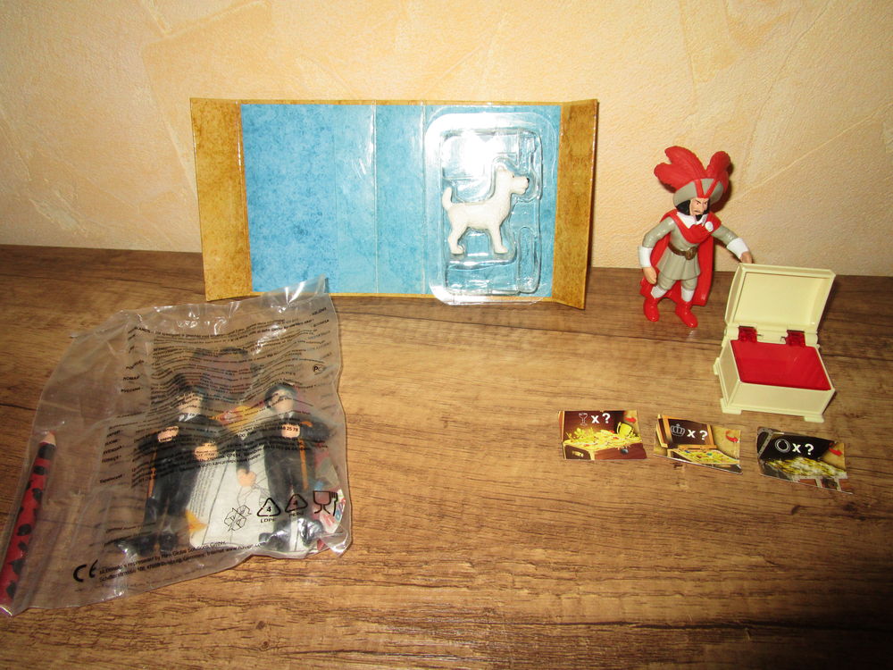 figurine collector tintin et milou dupond  haddock mc donald 12 Villepinte (93)