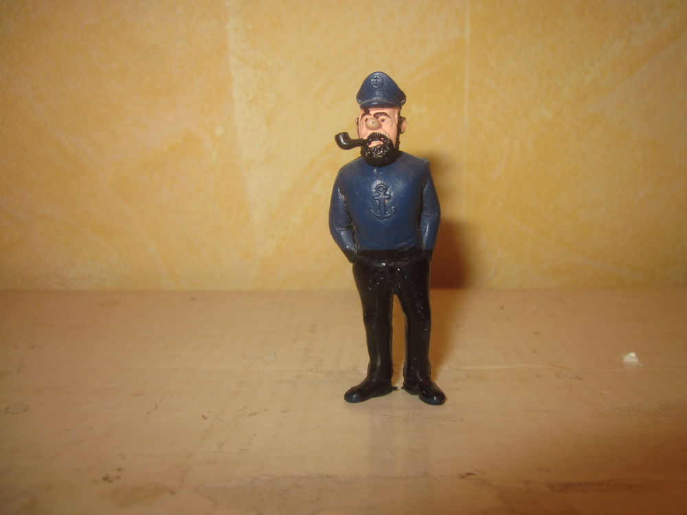   FIGURINE ESSO BELVISION 1973 CAPITAINE  HADDOCH  AVEC PIPE 30 Villepinte (93)