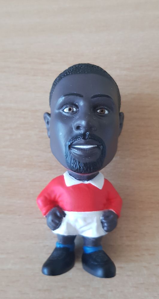 figurine de football foot Georges Weah 8cm ballon d'or 1995 3 Carnon Plage (34)