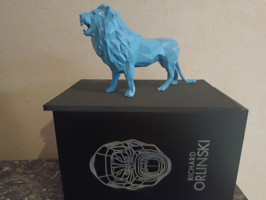 Figurine lion bleu Richard Orlinski 0 Perrigny-l�s-Dijon (21)