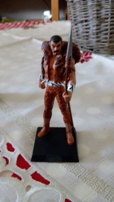  une Figurine plomb Marvel n 23 KRAVEN 12 Le Bouscat (33)