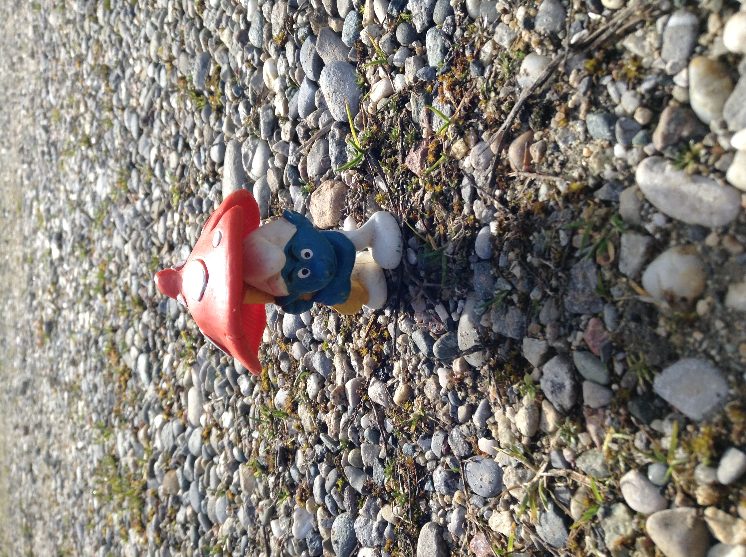 figurine schtroumpf avec champignon 19 Bourg-Argental (42)