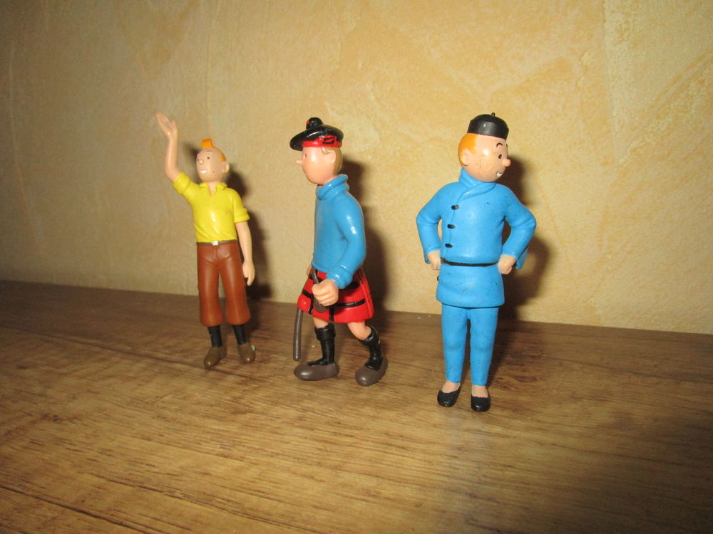 LOT FIGURINE TINTIN 16 Villepinte (93)