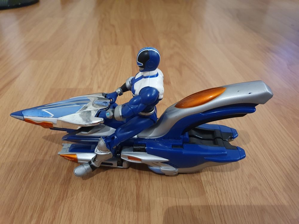 Figurine v�hicule power rangers bleu time force 20 Gardanne (13)