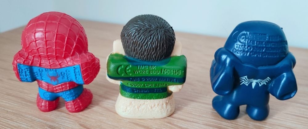 3 figurines arroseurs - Spider-Man/Venom/Sandman - Marvel 6 Dommiers (02)