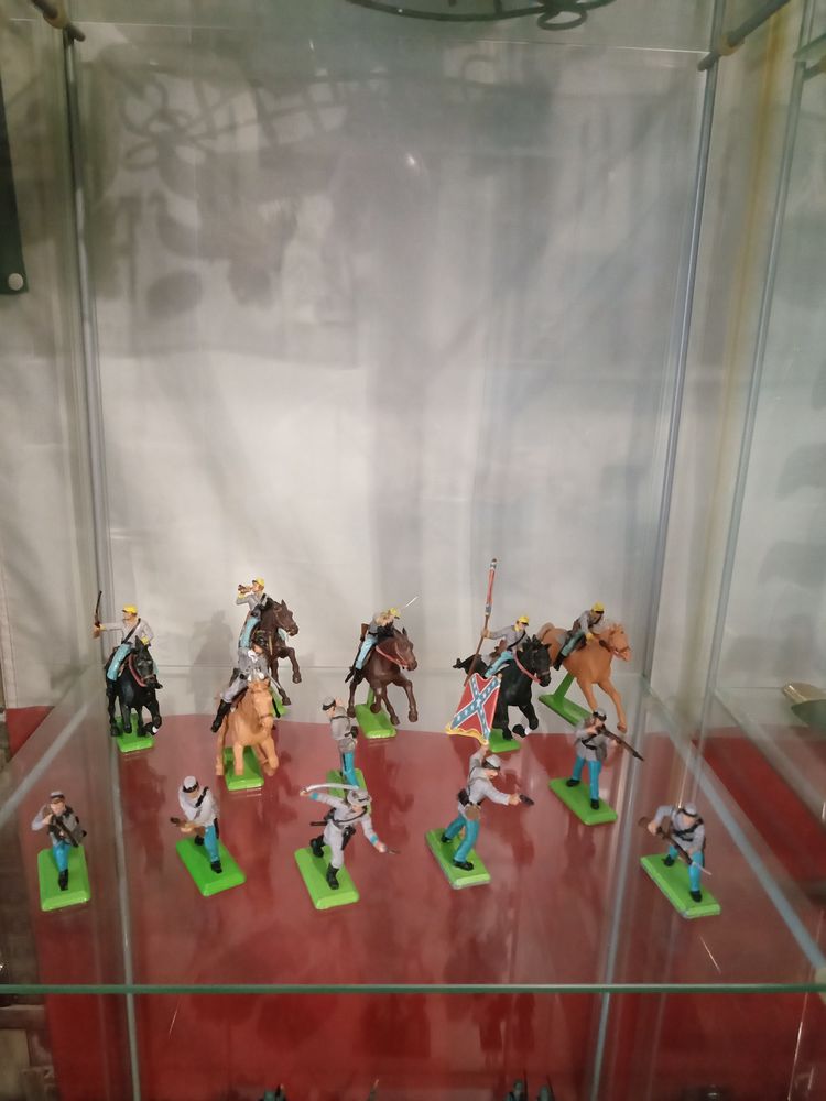 Figurines Britain D�etails 90 Is-sur-Tille (21)