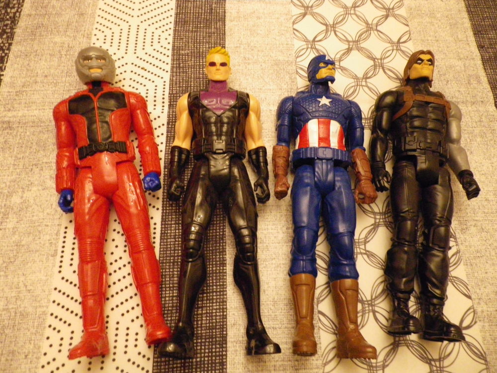 figurines diverses 5 Dijon (21)