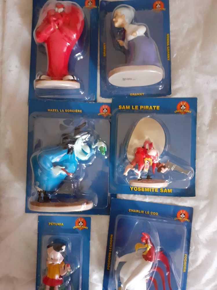 figurines looney tunes 80 Cou�ron (44)
