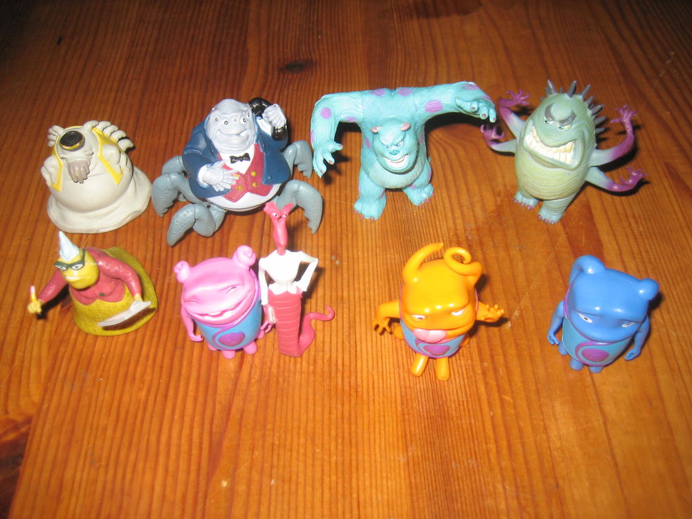 lot 9 figurines MONSTRES ET COE + HOME pixar/dreamworks 25 C�zy (89)
