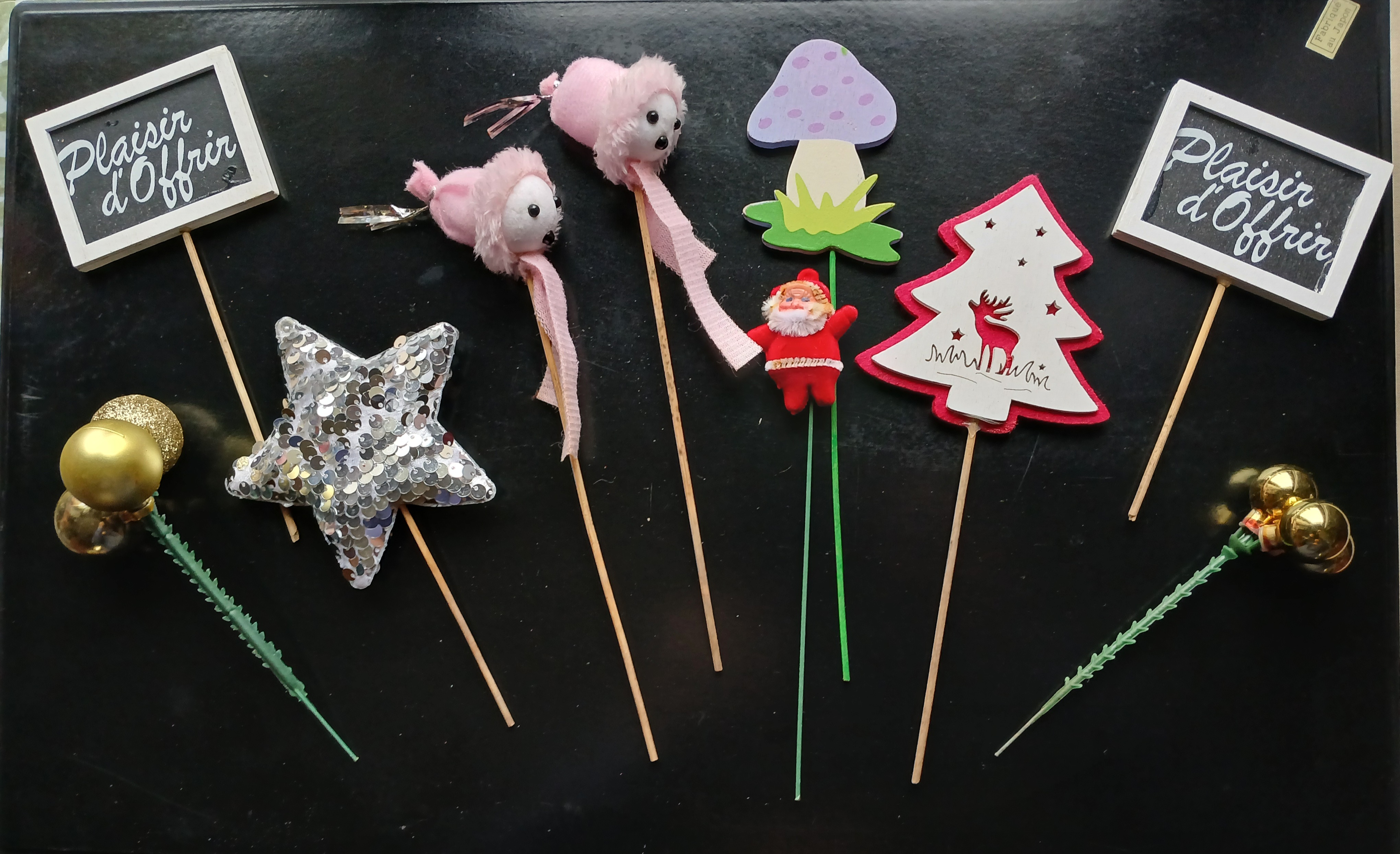 LOT DE 10 FIGURINES DE NOEL SUR PICS A PLANTER 5 Nevers (58)