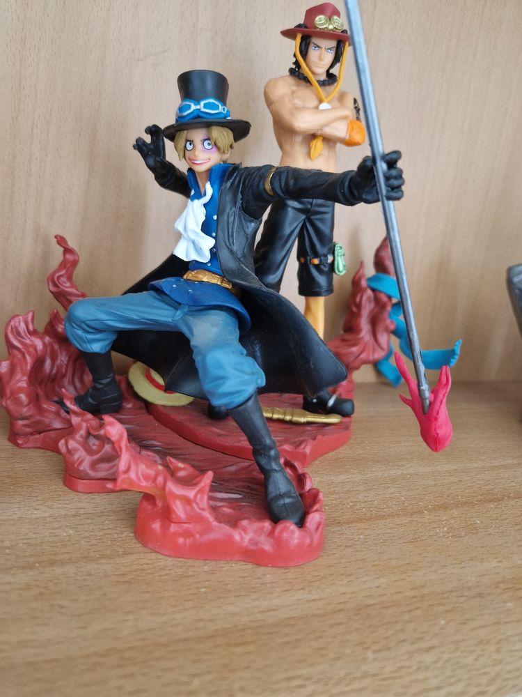 2 figurines one piece en parfait �tat 40 Lens (62)