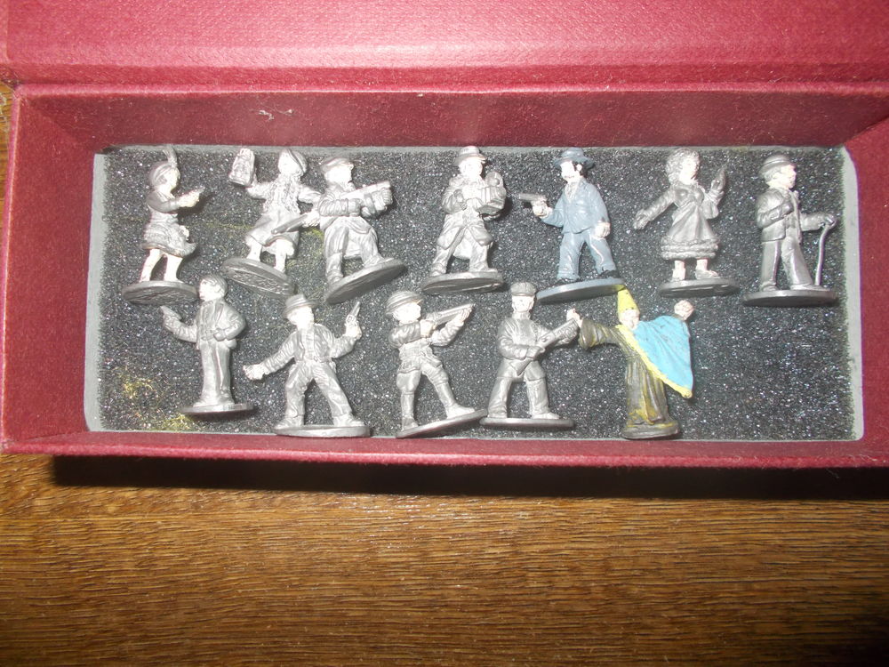 figurines en plomb 30 Pouzauges (85)