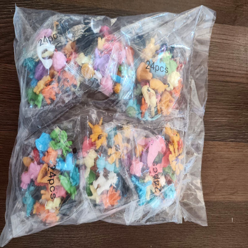 Lot de 144 figurines Pok�mon 22 Cergy (95)