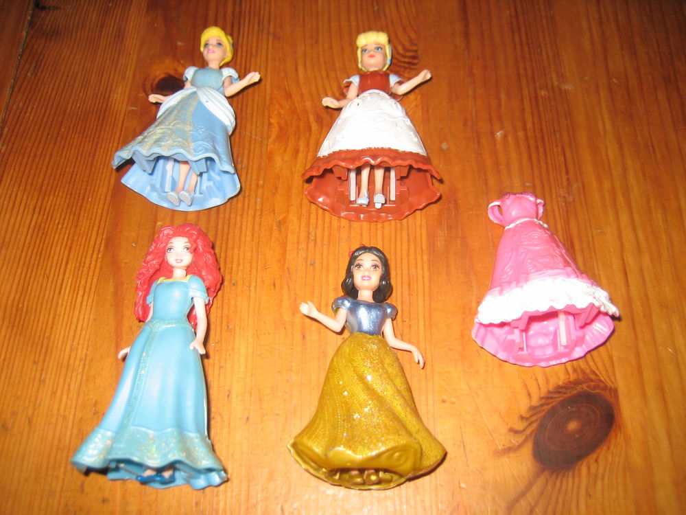 lot 4 figurines princesses DISNEY polly pocket mattel 10 C�zy (89)