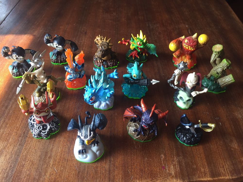 Figurines SKYLANDERS Spyro's adventure 5 Saint-Leu-la-For�t (95)