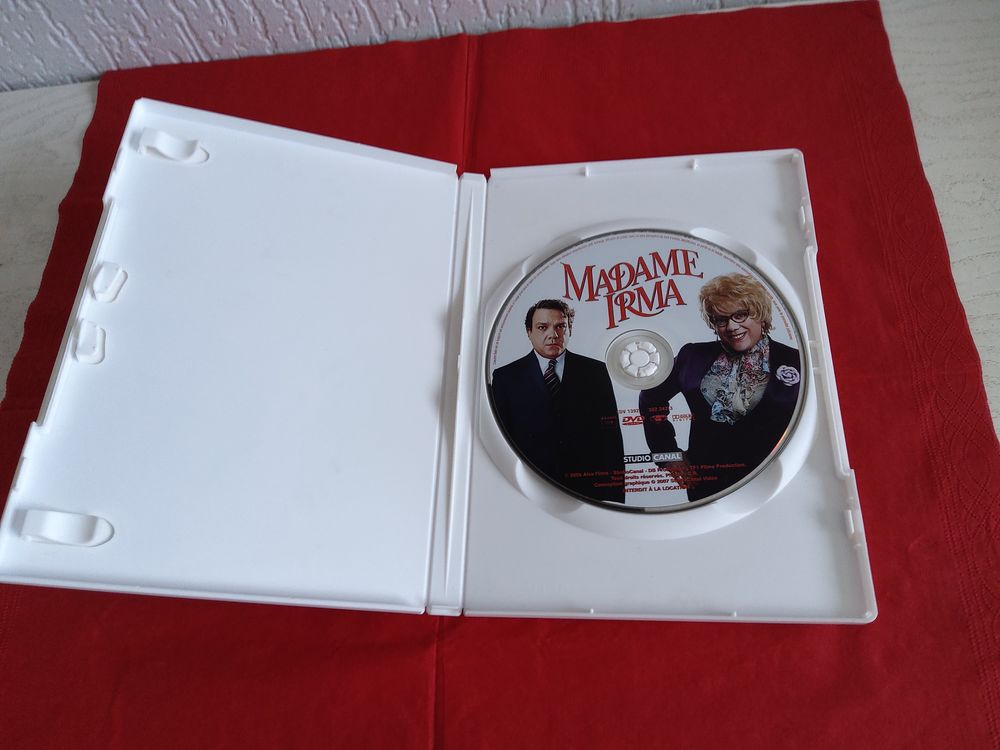 DVD film  Madame IRMA  3 Saint-Etienne (42)