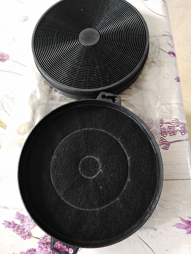 Filtres a charbon pour hotte cuisine ou autres. 3 Luc� (28)