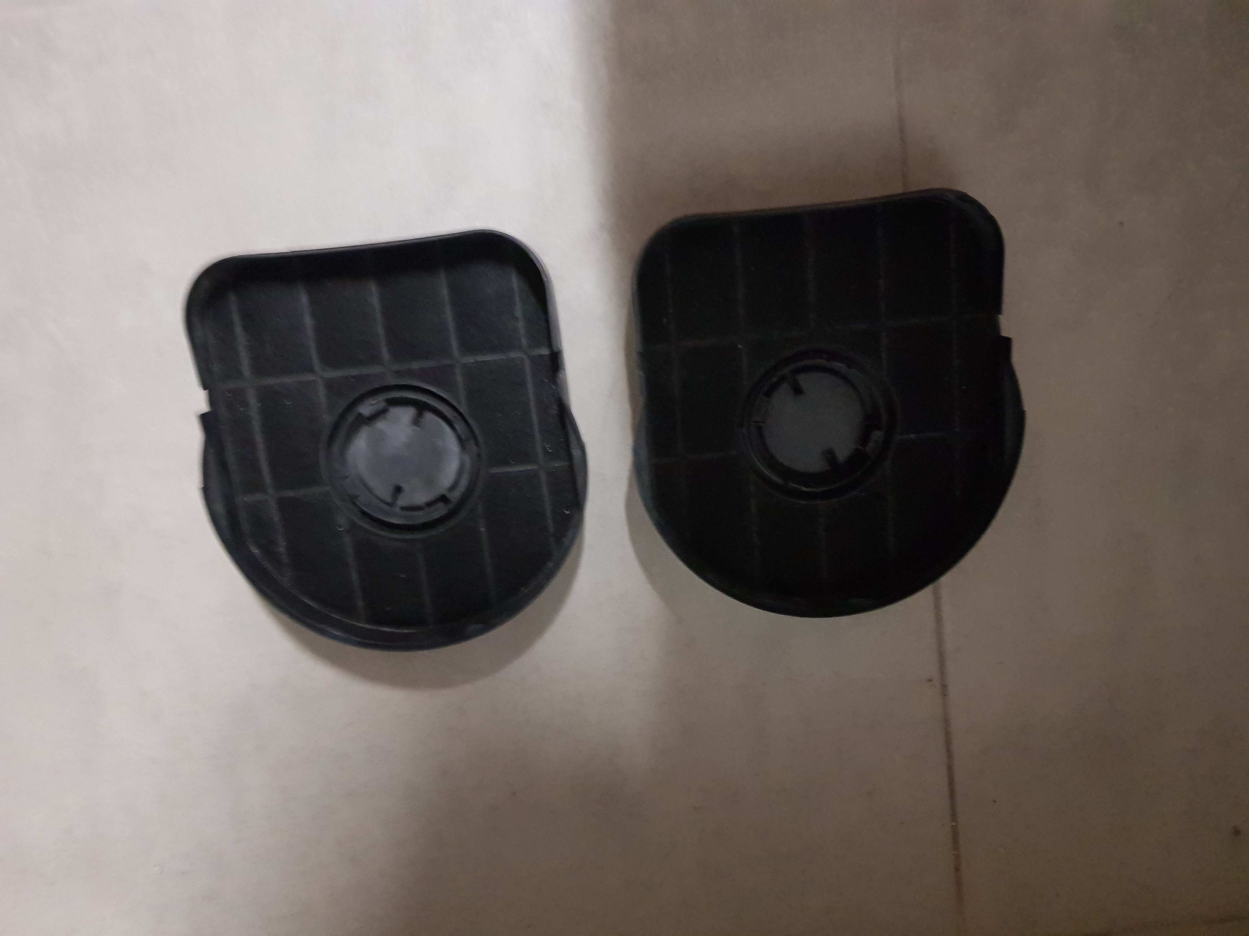 2 filtres pour hotte Whirlpool 10 Bellegarde (30)