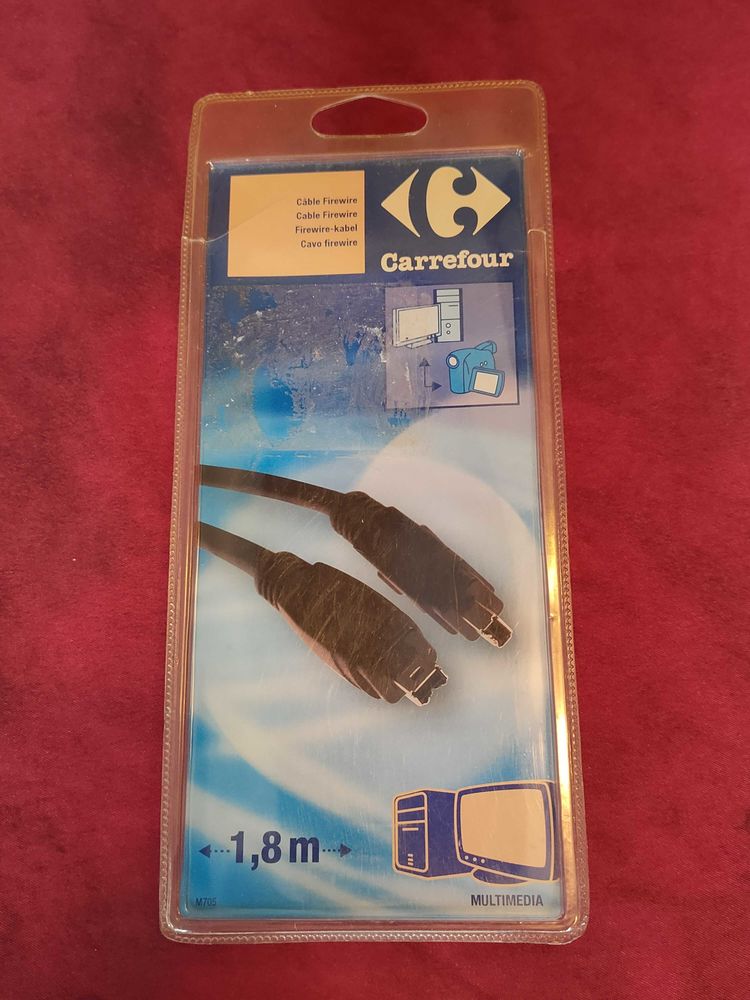 C�ble firewire 4 broches-4 broches 6 Avermes (03)