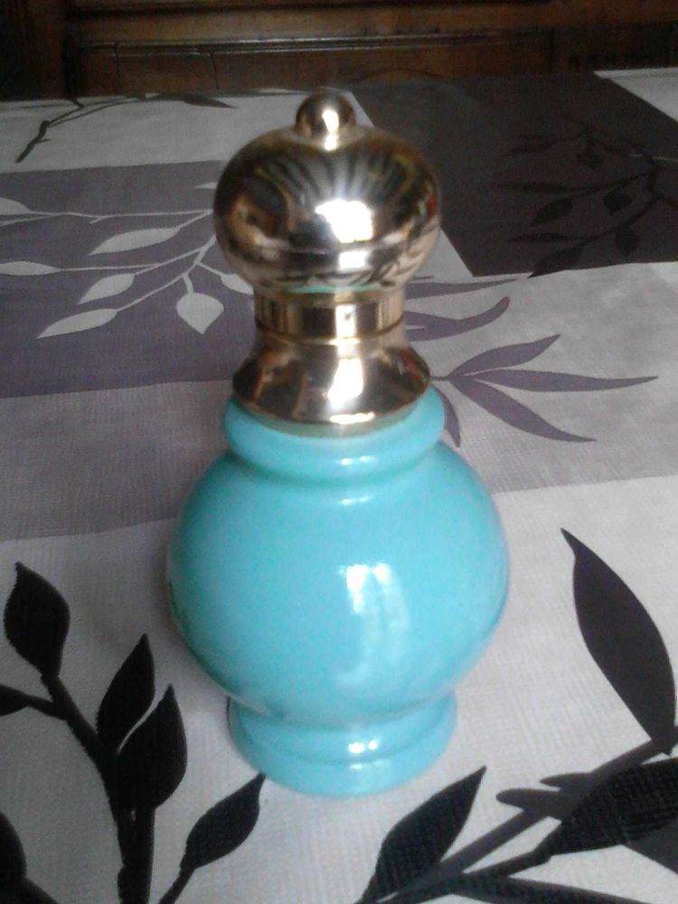 Flacon collection avon 90 ml 8 Avermes (03)