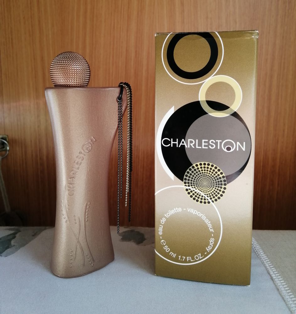 FLACON DE COLLECTION VIDE ISABEL DERROISNE 6 Nevers (58)