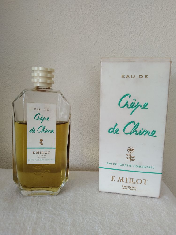 Flacon Eau de Cr�pe de Chine 22 S�v�rac-d'Aveyron (12)