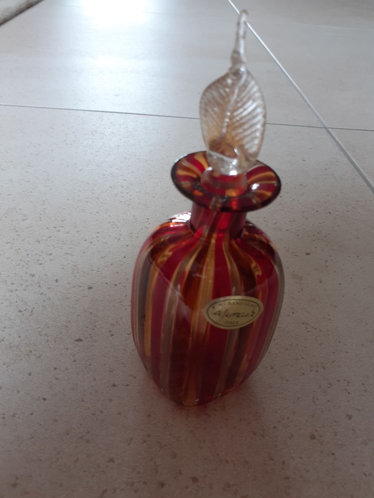 Flacon en cristal de Murano
40 Sucy-en-Brie (94)