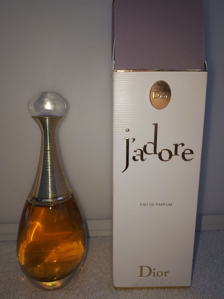 Flacon 100 ml eau de parfum DIOR dans son coffret neuf 50 Montigny-Lencoup (77)